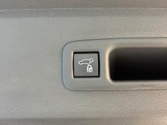 Toyota Sienna 2023 2.5L Hybrid Luxury - ფოტო 20