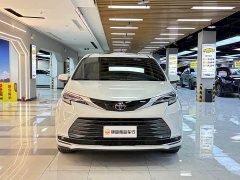 Toyota Sienna 2023 2.5L Hybrid Luxury - ფოტო 8