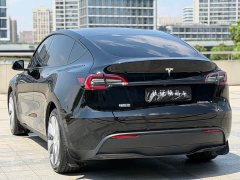Tesla Model Y Rear-Wheel Drive - ფოტო 5