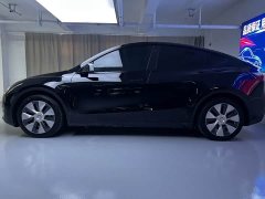 Tesla Model Y Long Range All-Wheel Drive - ფოტო 9