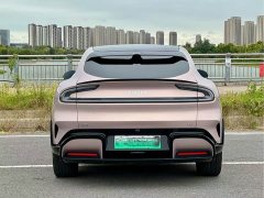 Xiaomi YU7 2025 Four-Wheel Drive Pro - ფოტო 8