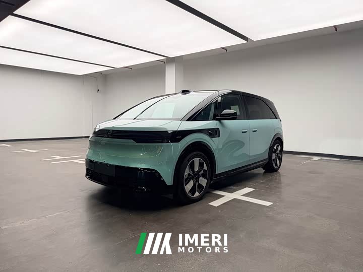Zeekr MIX Smart Driving Edition