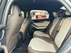 BYD Qin PLUS Glory Edition DM-i 55KM Leading - ფოტო 6