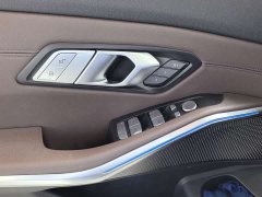 BMW 3 Series 320Li M Sport Package - ფოტო 8
