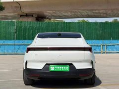 Polestar 4 Single Motor Standard Range Plus Dual Star Connected Edition - ფოტო 4