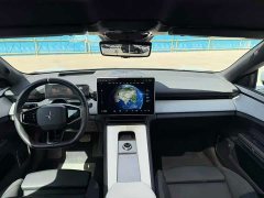 Polestar 4 Single Motor Standard Range Plus Dual Star Connected Edition - ფოტო 9