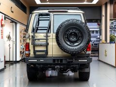 Toyota Land Cruiser (Imported) LC76 4.0L Automatic - ფოტო 5