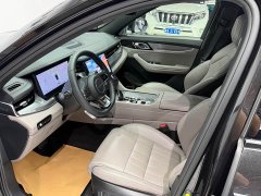 Lynk & Co Geely Lynk & Co 09 EM-P 2.0T Diesel EM-P Voyager Edition PM 7-Seater - ფოტო 10