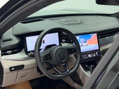 Lynk & Co Geely Lynk & Co 09 EM-P 2.0T Diesel EM-P Voyager Edition PM 7-Seater - ფოტო 11