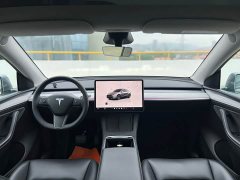 Tesla Model Y Rear-Wheel Drive - ფოტო 11