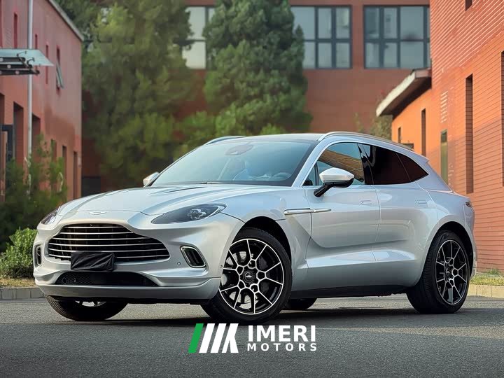 Aston Martin DBX 2020 4.0T V8 - ავტომობილი ჩინეთიდან