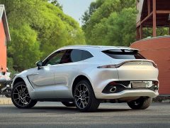 Aston Martin DBX 2020 4.0T V8 - ფოტო 4
