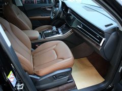 Audi Q7 55 TFSI quattro S line Sport - ფოტო 13