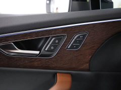 Audi Q7 55 TFSI quattro S line Sport - ფოტო 4