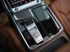 Audi Q7 55 TFSI quattro S line Sport - ფოტო 5