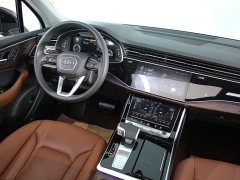 Audi Q7 55 TFSI quattro S line Sport - ფოტო 9