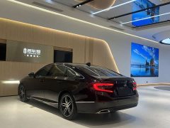 Honda Accord 260TURBO Phantom Night Premium Edition - ფოტო 4