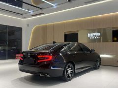 Honda Accord 260TURBO Phantom Night Premium Edition - ფოტო 6