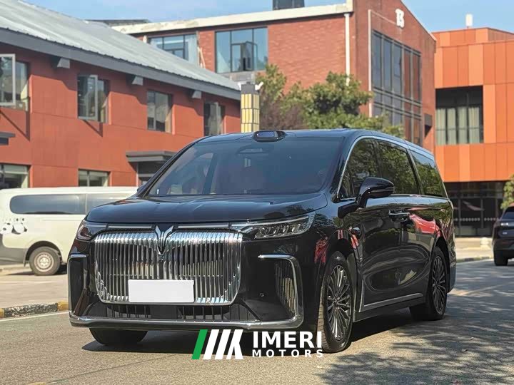 Voyah Lantu Dreamchaser PHEV Qiankun Pro