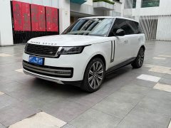 Land Rover Range Rover 3.0 L6 400PS Extended Wheelbase 7-Seater - ფოტო 1