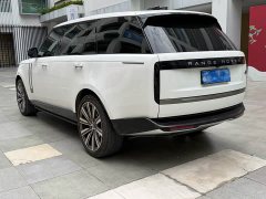 Land Rover Range Rover 3.0 L6 400PS Extended Wheelbase 7-Seater - ფოტო 13