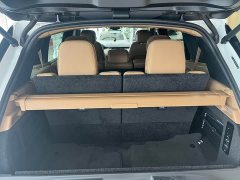 Land Rover Range Rover 3.0 L6 400PS Extended Wheelbase 7-Seater - ფოტო 8