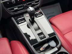 Porsche Macan 2.0T - ფოტო 11