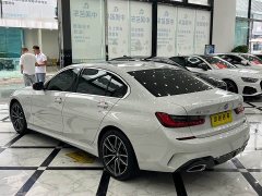 BMW 3 Series 320Li M Sport Package - ფოტო 14