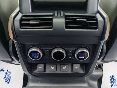 Land Rover Defender 2022 110 P400 Dark Edition - ფოტო 18