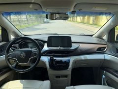 Buick GL8 Land Business Class 652T Luxury - ფოტო 5