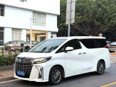 Toyota Alphard Hybrid 2.5L Luxury - ფოტო 1