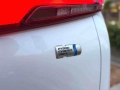 Toyota Alphard Hybrid 2.5L Luxury - ფოტო 11