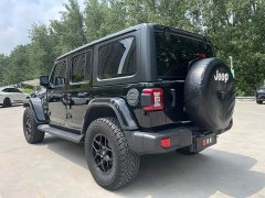 Jeep Wrangler 2.0T Sahara Four-Door - ფოტო 10