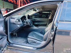 Toyota Camry 2021 2.0G Luxury - ფოტო 2
