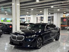 BMW 5 Series 530Li Premier M Sport Package - ფოტო 1