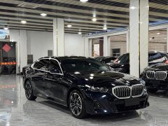 BMW 5 Series 530Li Premier M Sport Package - ფოტო 3