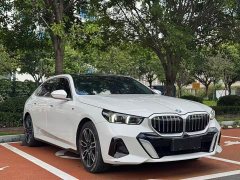BMW 5 Series 530Li Premier M Sport Package - ფოტო 3