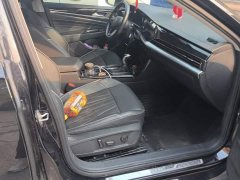 Volkswagen Passat 330TSI Luxury - ფოტო 8