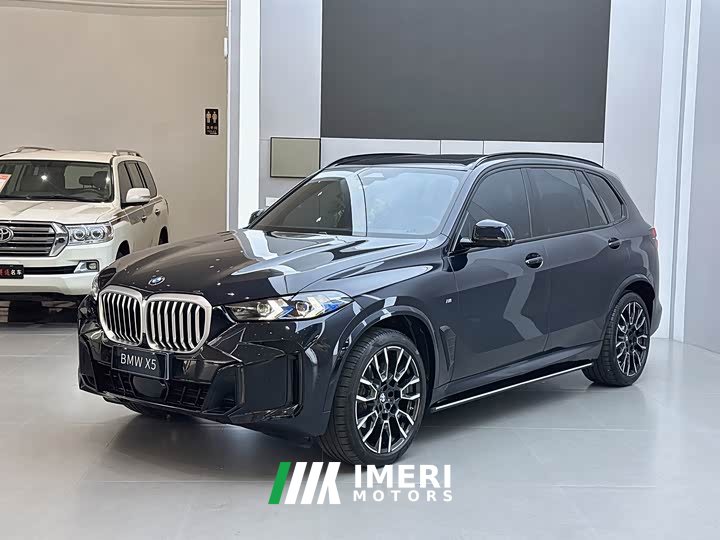 BMW X5 2023 xDrive 40Li M Sport Midnight Edition - ავტომობილი ჩინეთიდან