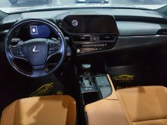 Lexus ES 200 Excellence Edition - ფოტო 12