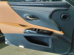 Lexus ES 200 Excellence Edition - ფოტო 7