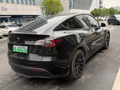 Tesla Model Y Standard Range RWD - ფოტო 12