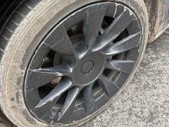 Tesla Model Y Standard Range RWD - ფოტო 3