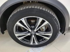 Nissan Qashqai 2.0L CVT XV Premium Luxury - ფოტო 6