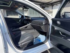 Hyundai Elantra 1.5L CVT Luxury - ფოტო 10