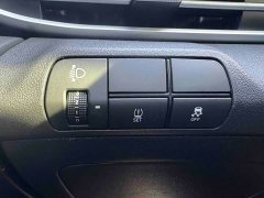 Hyundai Elantra 1.5L CVT Luxury - ფოტო 11