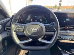 Hyundai Elantra 1.5L CVT Luxury - ფოტო 15
