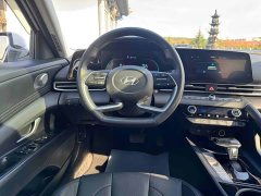 Hyundai Elantra 1.5L CVT Luxury - ფოტო 16