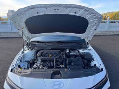 Hyundai Elantra 1.5L CVT Luxury - ფოტო 19