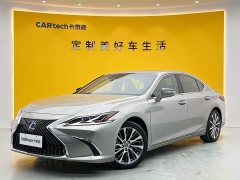 Lexus ES 2020 300h Premium Edition - ფოტო 1